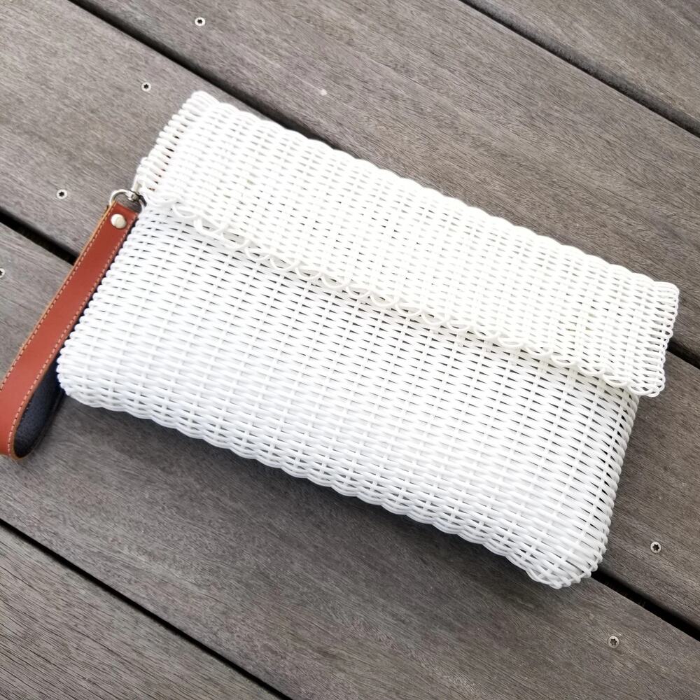 Salvi Earth Lia Clutch Purse White Plastic w/Handle 11.5 x 7 Recyled Sustainable